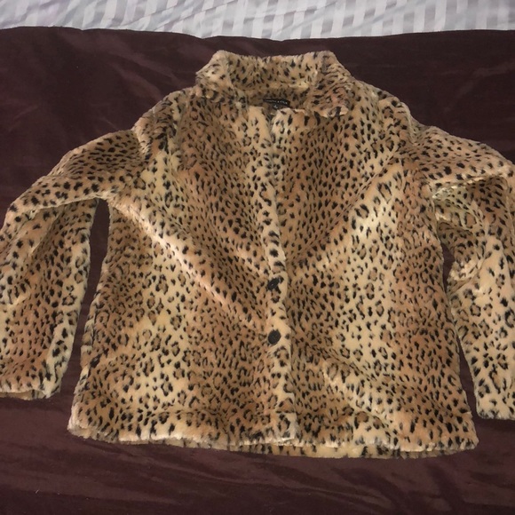 Kendall & Kylie Jackets & Blazers - Kendal & Kylie Faux Leopard Fur Coat Kendall & Kylie Jackets & Blazers - Kendal & Kylie Faux Leopard Fur Coat